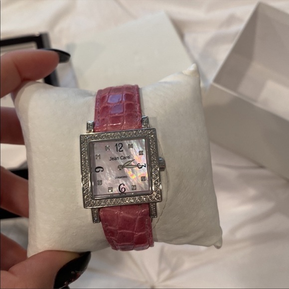 Jean carel watch with diamonds - Picture 4 of 7